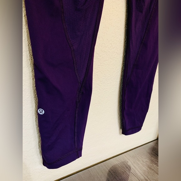 Size 10 lululemon mesh legging. Purple Mesh Crossover Back Stash Pocket Mid Rise - Picture 4 of 14